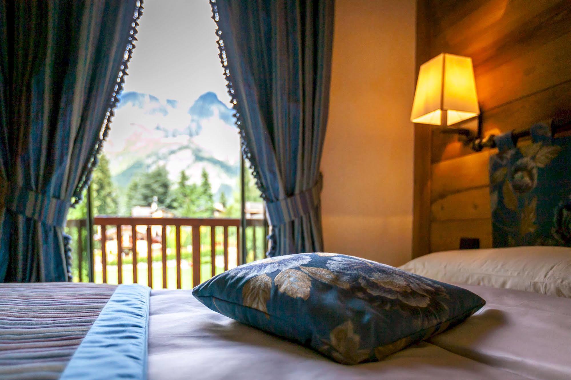 Hotel Lo Scoiattolo Courmayeur Zewnętrze zdjęcie